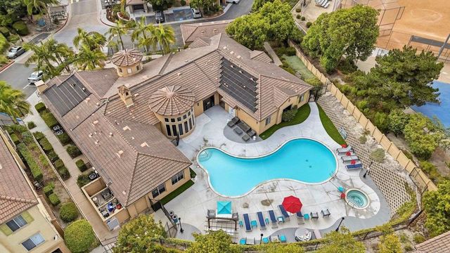 3855 Elijah Ct 721, San Diego, CA 92130