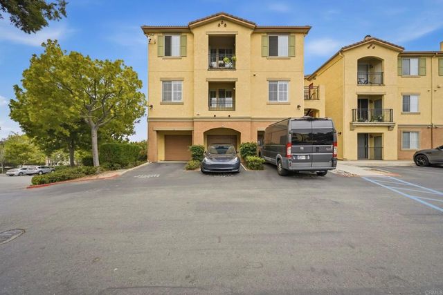 3855 Elijah Ct 721, San Diego, CA 92130