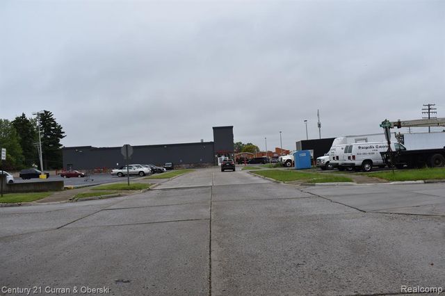 5910 N Waverly Street, Dearborn Heights, MI 48127