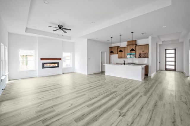 12118 Brightwood Drive, Montgomery, TX 77356