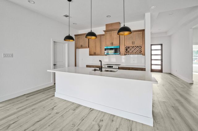 12118 Brightwood Drive, Montgomery, TX 77356