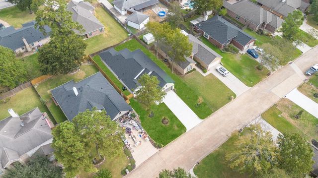 12118 Brightwood Drive, Montgomery, TX 77356