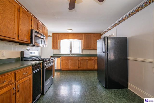 199 Walnut Street, Hodgenville, KY 42748