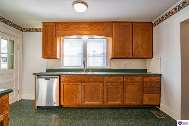 199 Walnut Street, Hodgenville, KY 42748