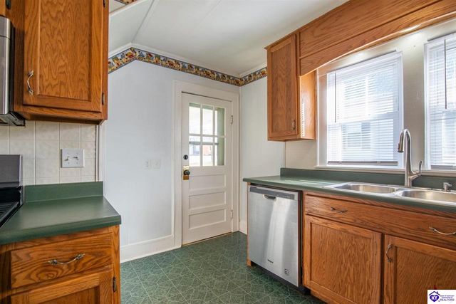 199 Walnut Street, Hodgenville, KY 42748