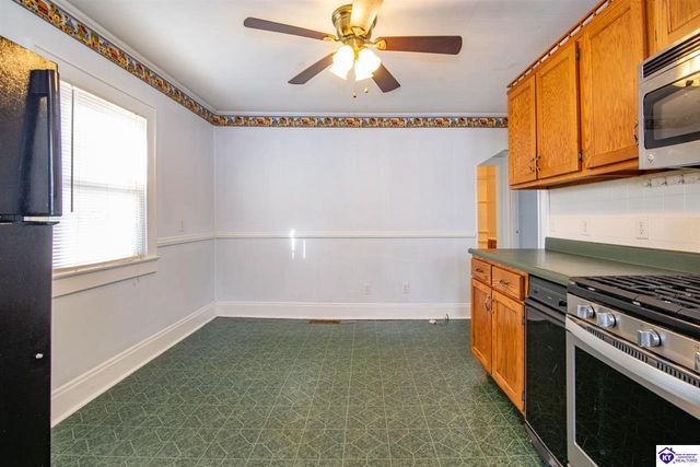 199 Walnut Street, Hodgenville, KY 42748
