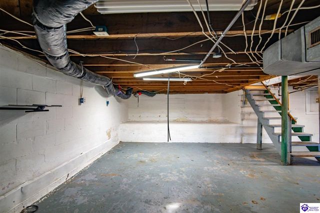 199 Walnut Street, Hodgenville, KY 42748