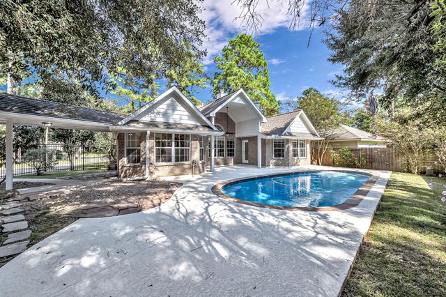 6 Old River Place, The Woodlands, TX 77382