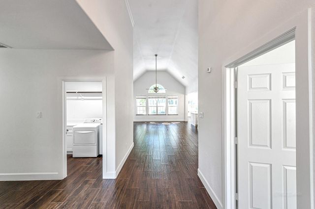 6 Old River Place, The Woodlands, TX 77382