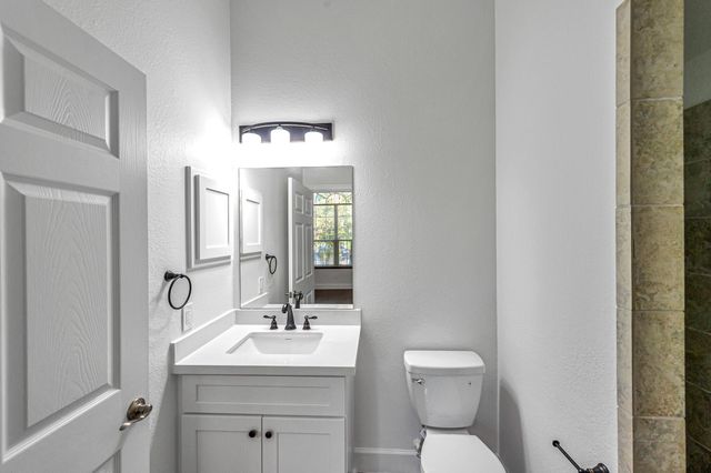 6 Old River Place, The Woodlands, TX 77382