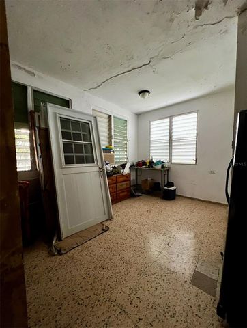 Calle 9 HERMANAS DAVILA P13, Bayamon, PR 00961