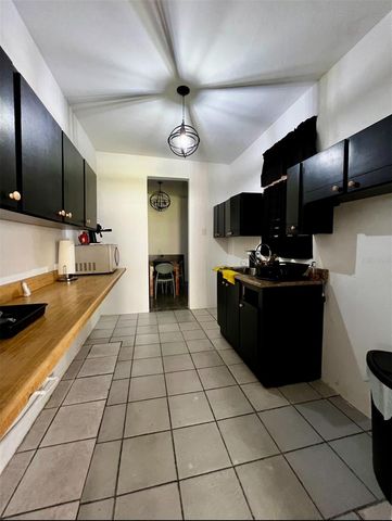 Calle 9 HERMANAS DAVILA P13, Bayamon, PR 00961