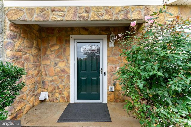 5311 YELLOW TURTLE PL, Woodbridge, VA 22193