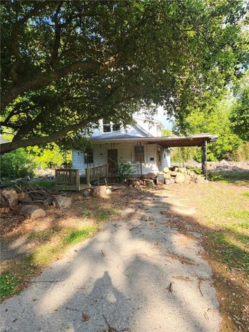 220 N Fifth ST, Hampton, VA 23664