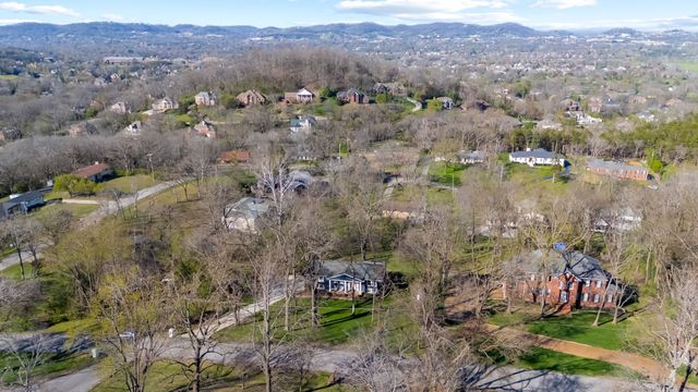 5102 Beauregard Ln, Brentwood, TN 37027