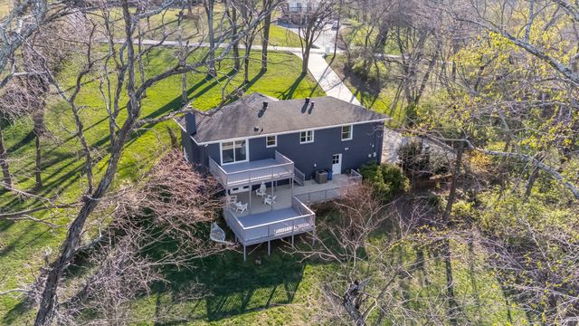 5102 Beauregard Ln, Brentwood, TN 37027