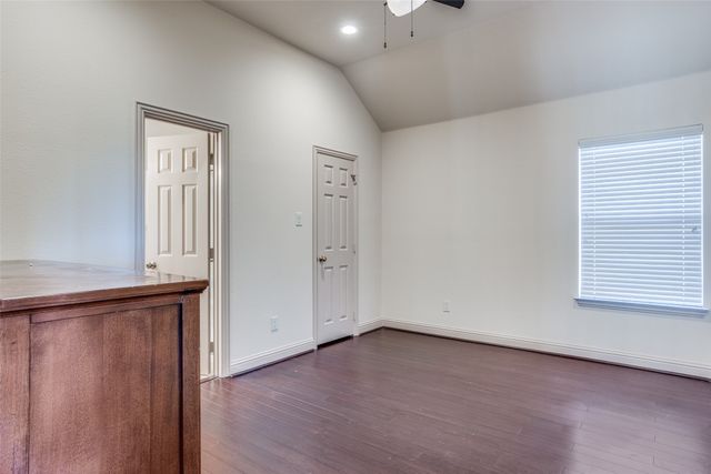 1502 Shadow Brook Trail, Garland, TX 75043