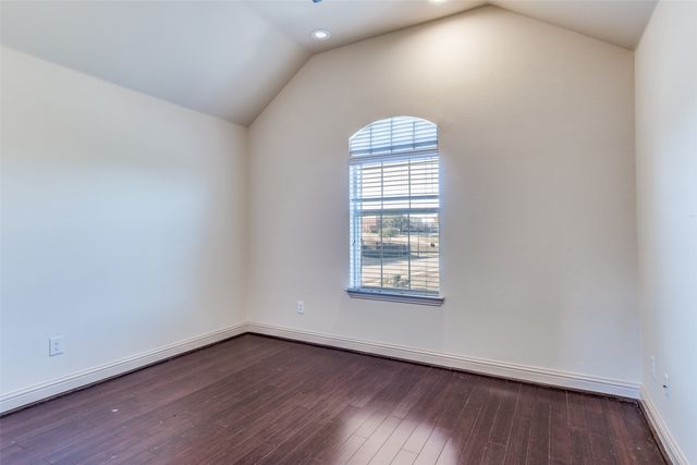 1502 Shadow Brook Trail, Garland, TX 75043