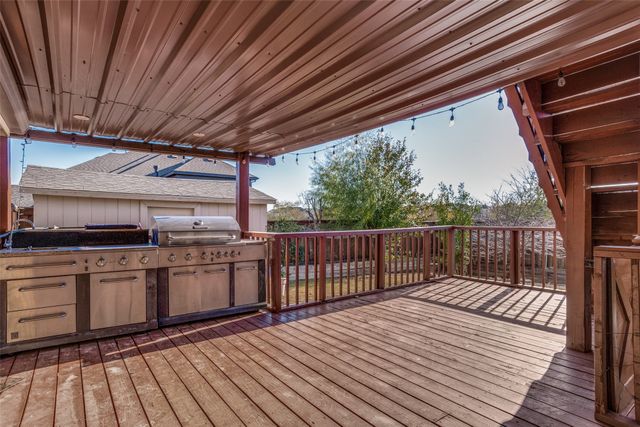 1502 Shadow Brook Trail, Garland, TX 75043