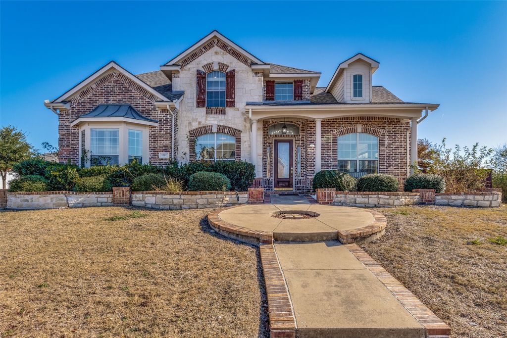 1502 Shadow Brook Trail, Garland, TX 75043