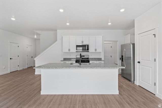 7136 OQUIRRH RANCH PKWY, Eagle Mountain, UT 84005