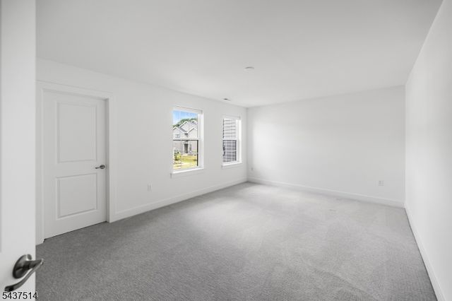 17 Kelsch Dr, Morris Plains Boro, NJ 07950