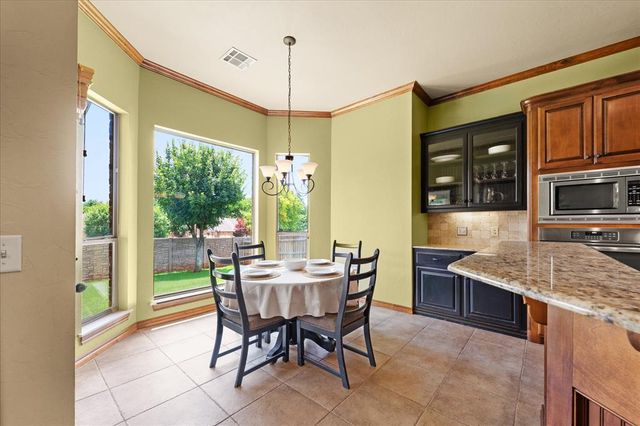 1632 Deer Park Drive, Edmond, OK 73003