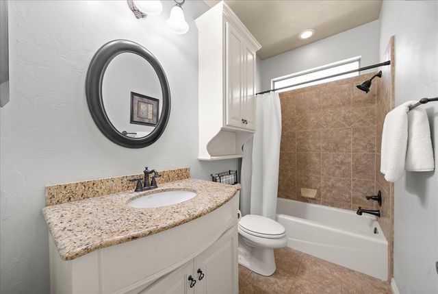 1632 Deer Park Drive, Edmond, OK 73003