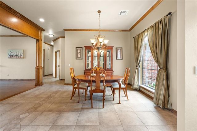 1632 Deer Park Drive, Edmond, OK 73003