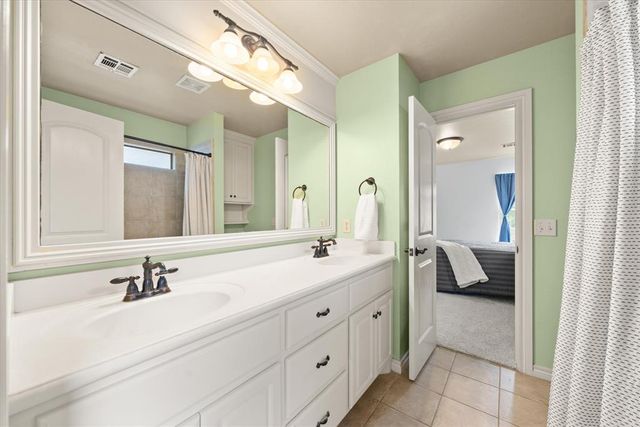 1632 Deer Park Drive, Edmond, OK 73003