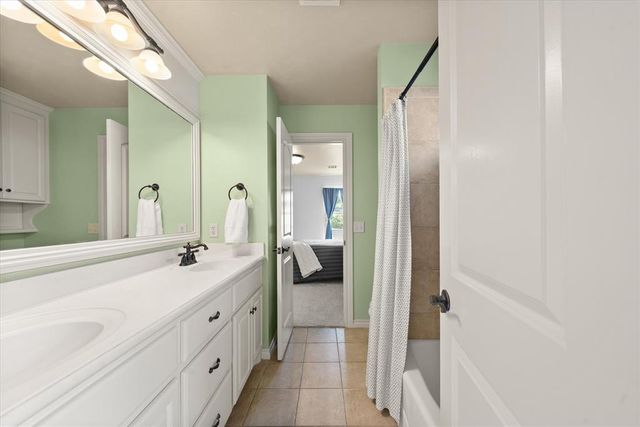 1632 Deer Park Drive, Edmond, OK 73003