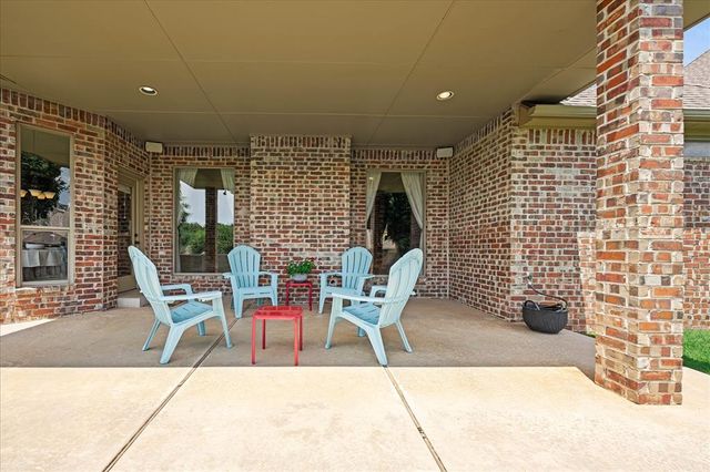 1632 Deer Park Drive, Edmond, OK 73003