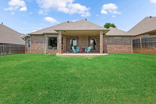 1632 Deer Park Drive, Edmond, OK 73003