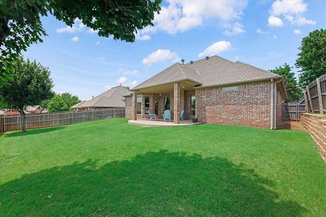 1632 Deer Park Drive, Edmond, OK 73003