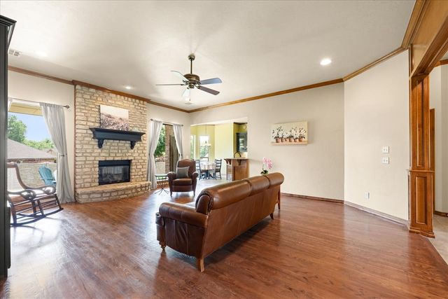 1632 Deer Park Drive, Edmond, OK 73003