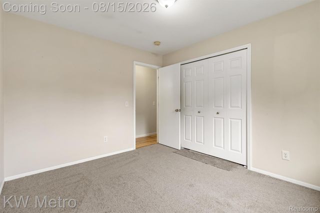 33693 Glen Street, Westland, MI 48186