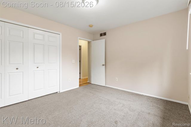 33693 Glen Street, Westland, MI 48186