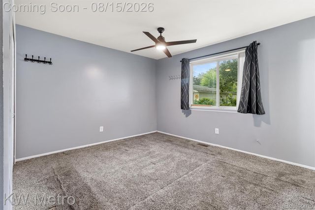 33693 Glen Street, Westland, MI 48186