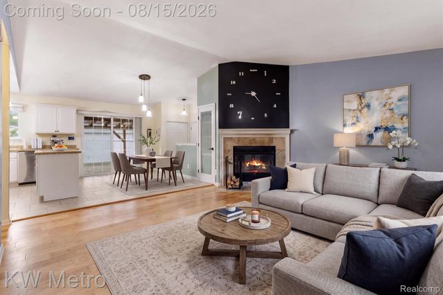 33693 Glen Street, Westland, MI 48186