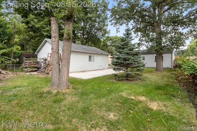 33693 Glen Street, Westland, MI 48186