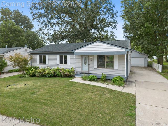 33693 Glen Street, Westland, MI 48186