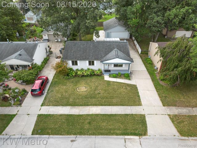 33693 Glen Street, Westland, MI 48186