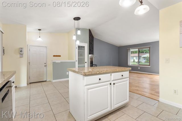 33693 Glen Street, Westland, MI 48186