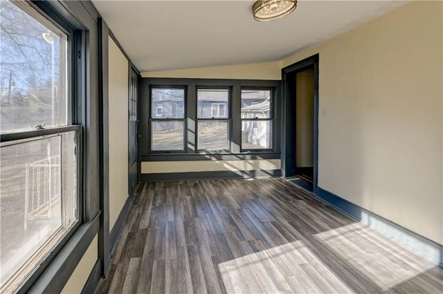 1213 Spruce Street, Leavenworth, KS 66048