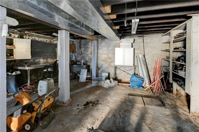 1213 Spruce Street, Leavenworth, KS 66048