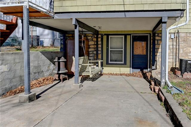 1213 Spruce Street, Leavenworth, KS 66048