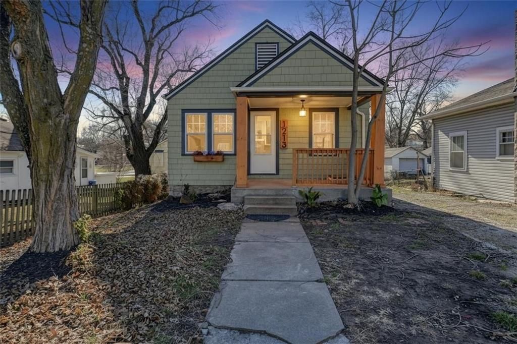 1213 Spruce Street, Leavenworth, KS 66048
