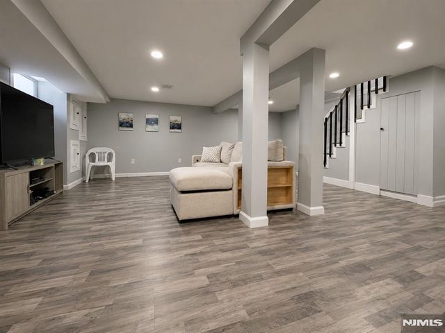 1620 Broad Street, Bloomfield, NJ 07003