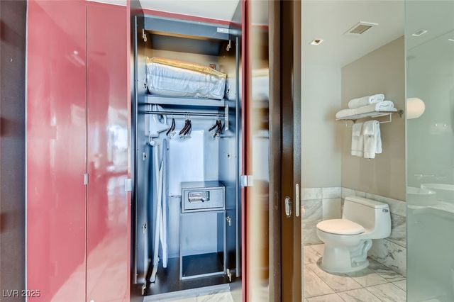 4381 West Flamingo Road 5220, Las Vegas, NV 89103