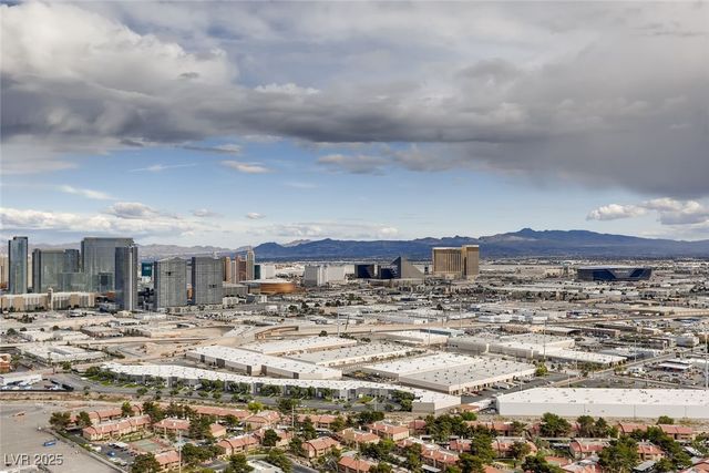 4381 West Flamingo Road 5220, Las Vegas, NV 89103